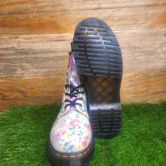 Host Pick 🎉 New Dr. Martens 1460 8-Eye Boot - Parchment / Floral Mashup - Picture 10 of 13